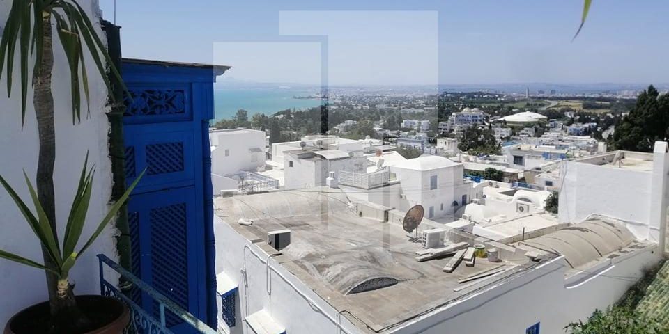 Étage de villa avec une terrasse vue sur mer, Sidi Bou Saïd