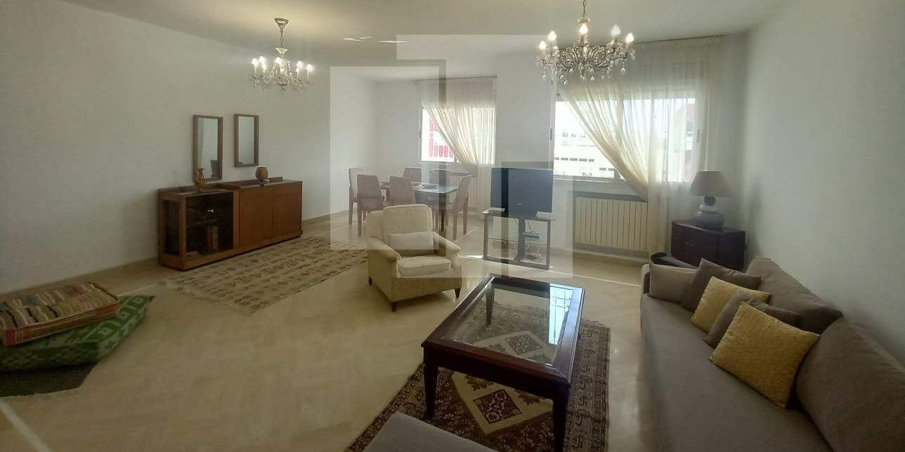 Appartement richement meublé, La Marsa