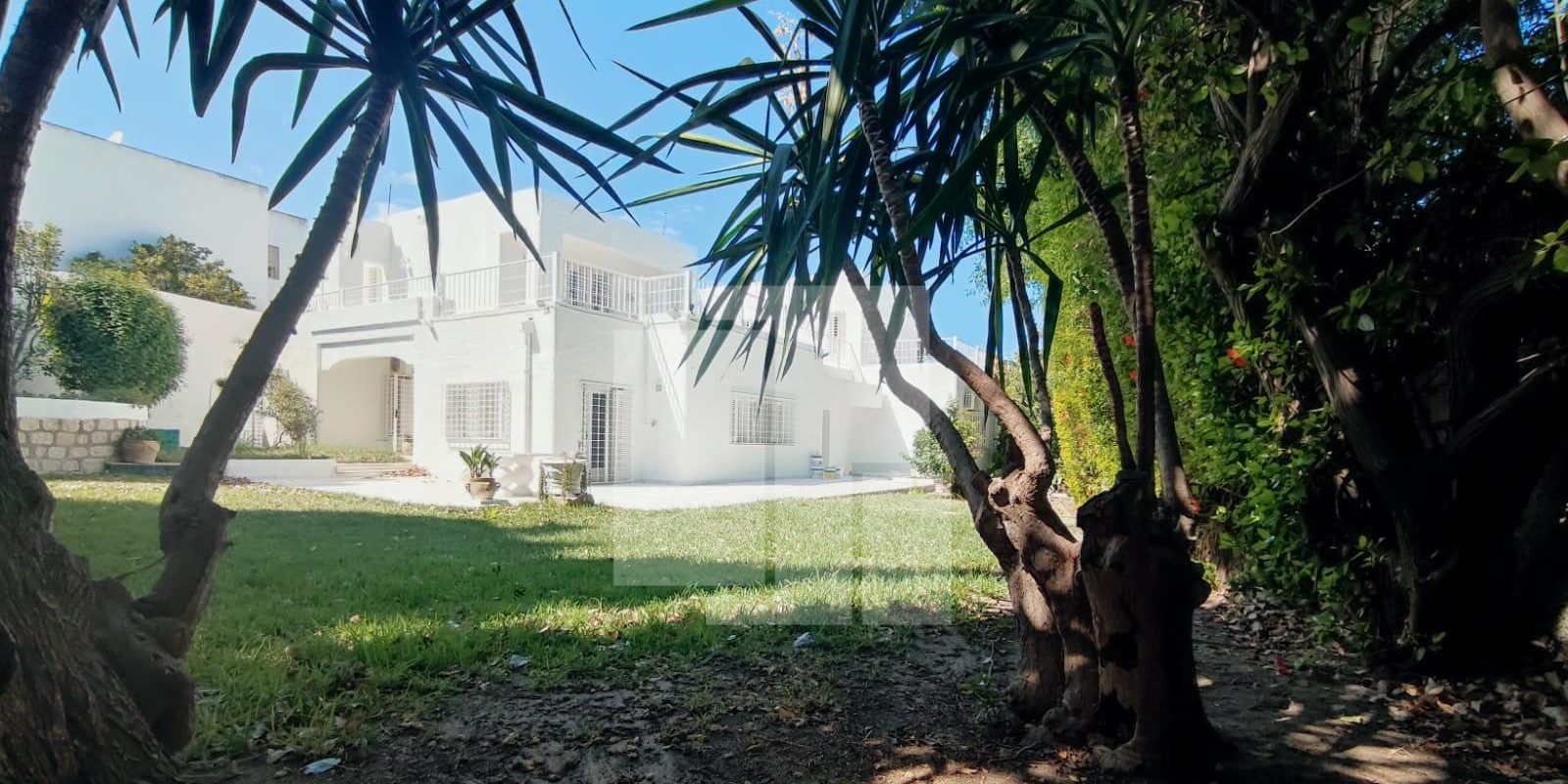 Belle villa S+5 sur le port Punique, Carthage Byrsa