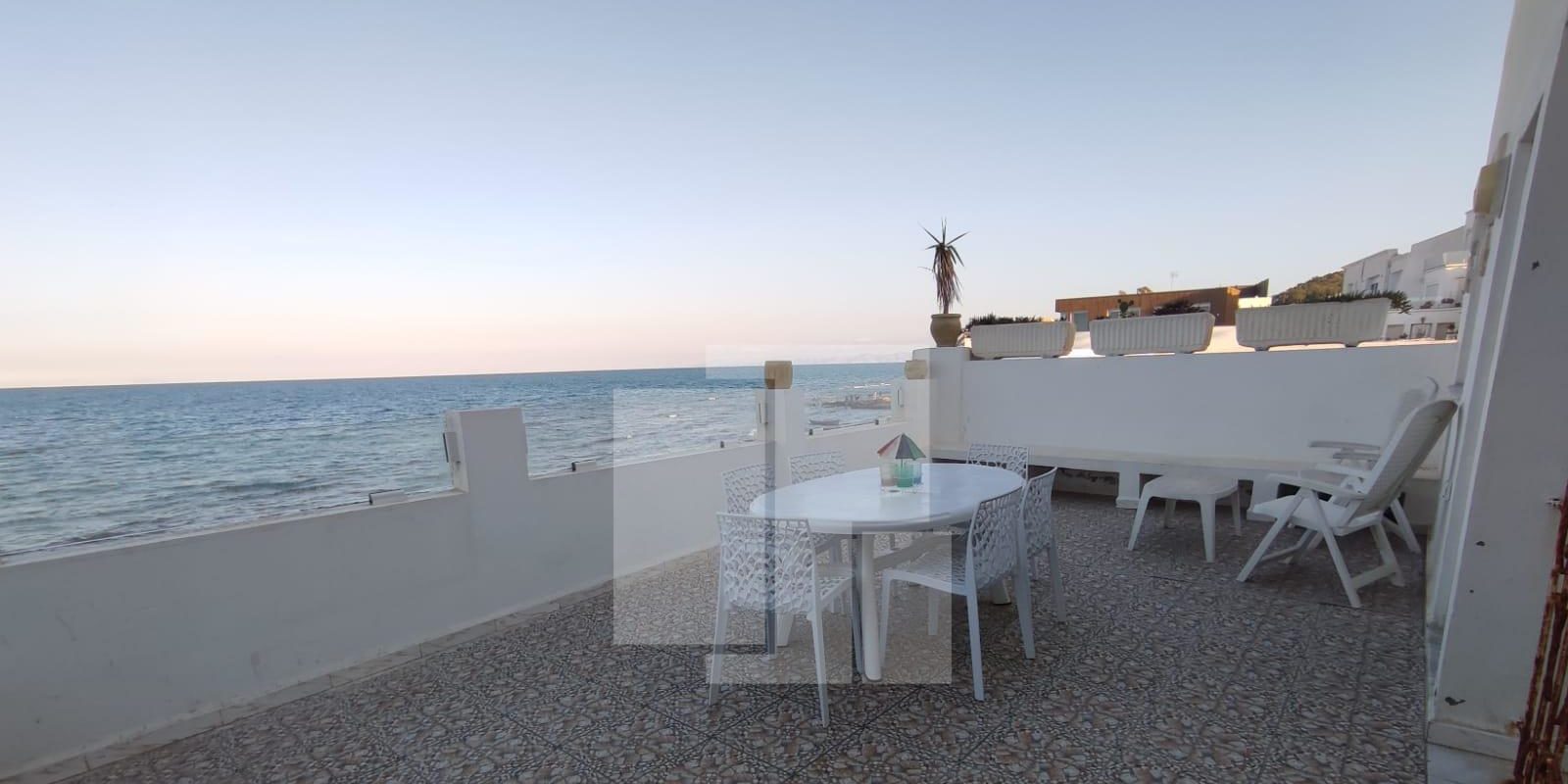 Etage de villa S+2 meublé, Marsa corniche Etage de villa S+2 meublé, Marsa corniche