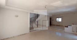 Villa S+5 avec piscine, La Marsa