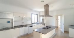 Villa S+4 avec piscine, Gammarth