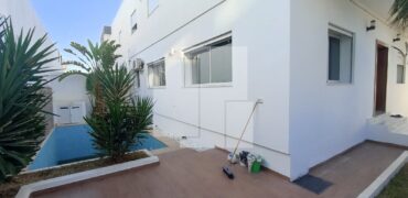 Appartement S+3 moderne avec piscine, Gammarth supérieur