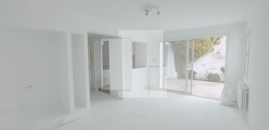 Villa S+4 avec piscine et vue mer, Marsa Corniche