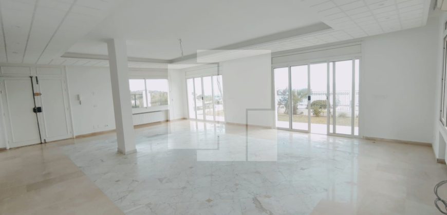 Villa S+5 avec vue sur mer, Marsa Cube