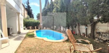 Villa S+5 avec piscine, Gammarth supérieur