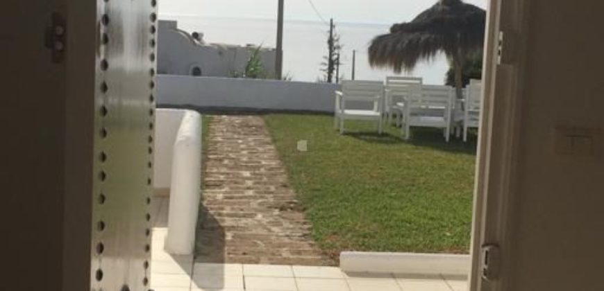 Villa S+7 et un terrain mitoyen de 1674 m²  avec vue sur mer, Haouaria Plage