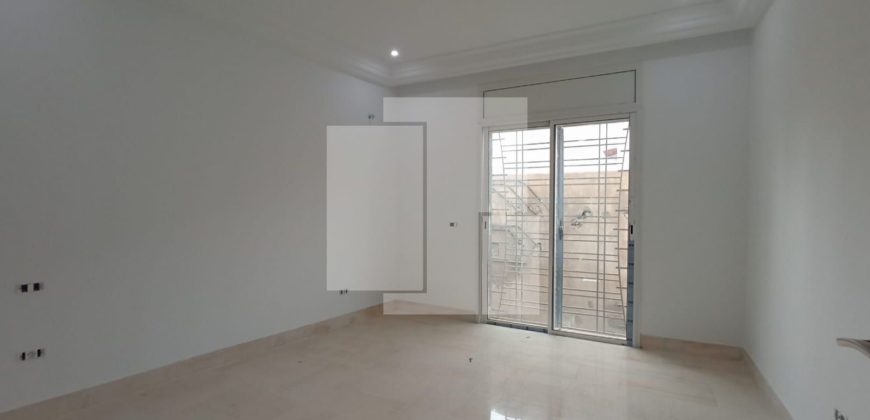 Appartement S+3 neuf, Gammarth