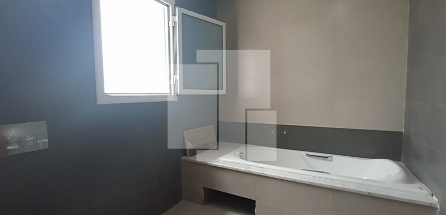 Appartement S+3 neuf, Gammarth