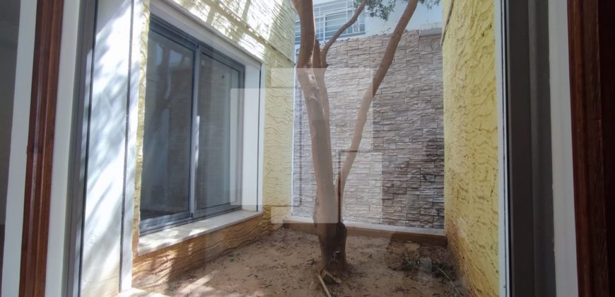 Villa de plain pied S+3, Carthage Dermech avec vue sur mer et port punique