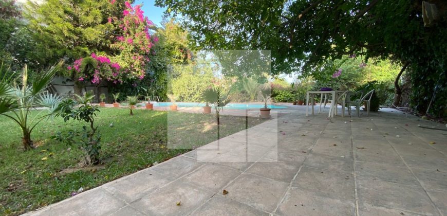 Villa S+5 avec une piscine, Carthage