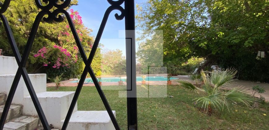 Villa S+5 avec une piscine, Carthage