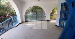 Rez-de-chaussée de villa S+4, la Marsa