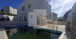 Villa S+6 avec piscine et vue dégagée, Gammarth supérieur