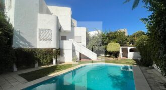 Villa S+6 avec piscine, La Marsa