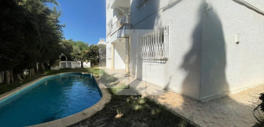 Villa S+5 avec piscine, Gammarth supérieur