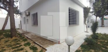 Villa S+4 avec jardin, Marsa Ville