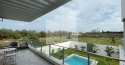 Villa S+4 moderne avec piscine, La Soukra