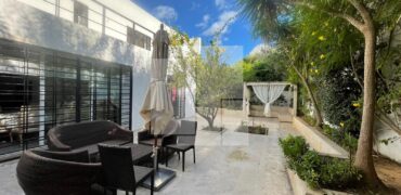 Villa S+3 luxueusement meublée, Gammarth supérieur