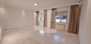 Appartement S+3 avec jardin, Marsa Les pins