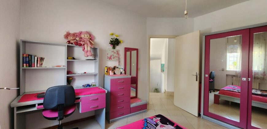 Villa S+3 Meublé avec piscine, Marsa