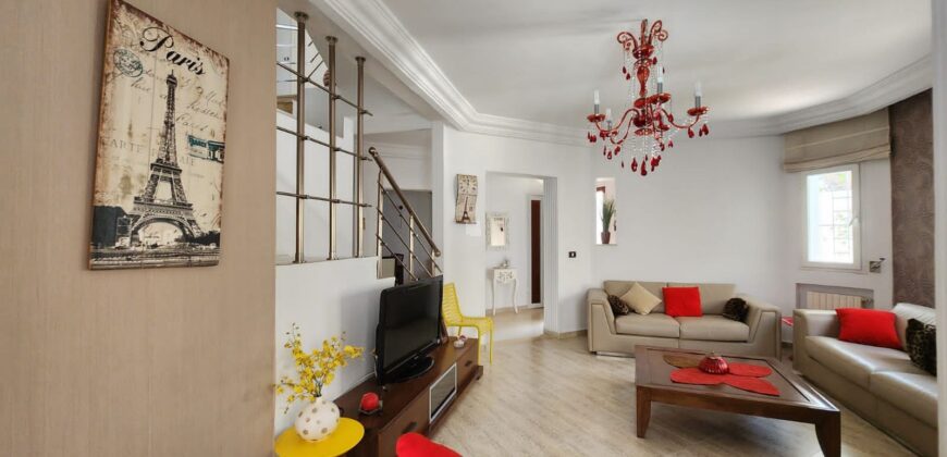 Villa S+3 Meublé avec piscine, Marsa