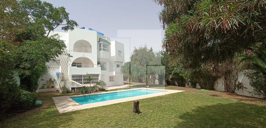 Villa S+4 avec piscine, Gammarth supérieur