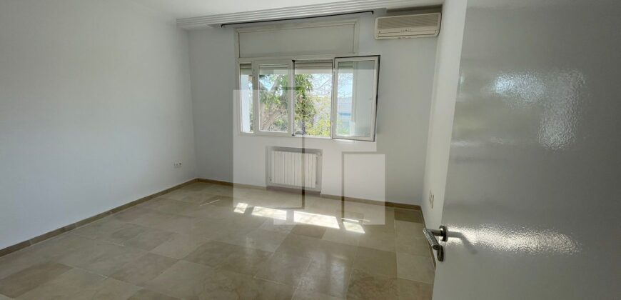 Etage de villa S+3, Carthage Dermech