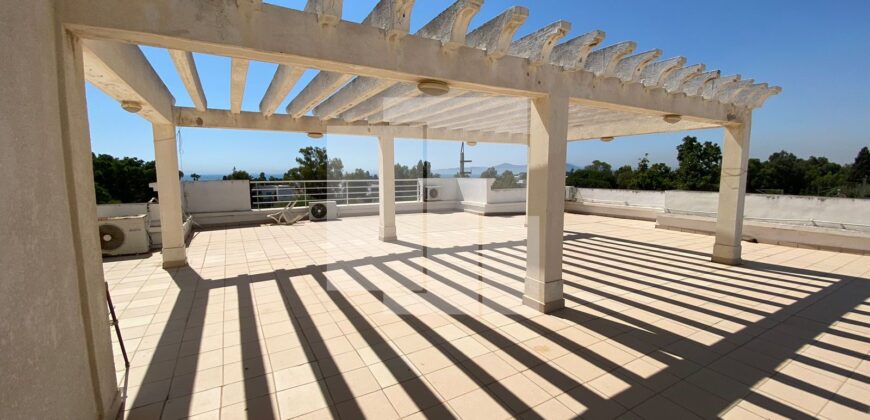 Etage de villa S+3 avec jardin, Carthage Dermech