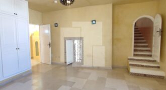 Etage de villa S+5 avec style typique, Marsa Plage