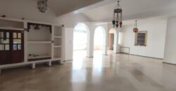 Etage de villa S+5 avec style typique, Marsa Plage