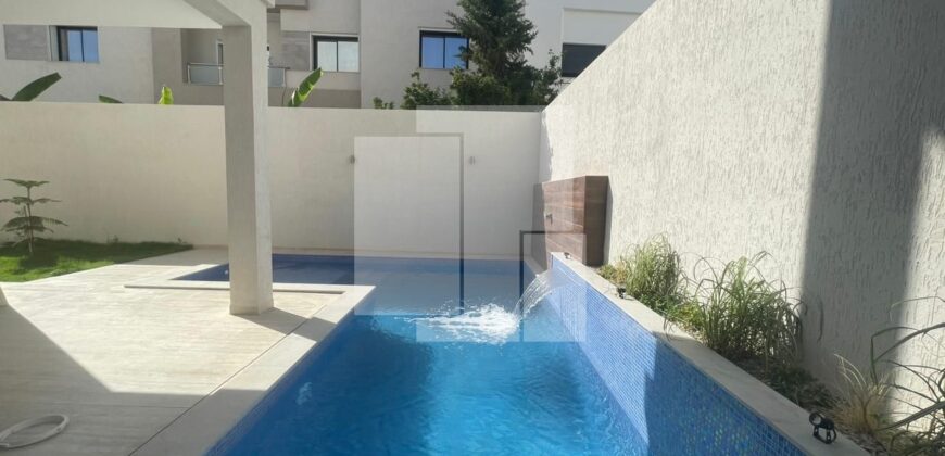 Villa S+5 avec jardin et piscine, Jardins de Carthage