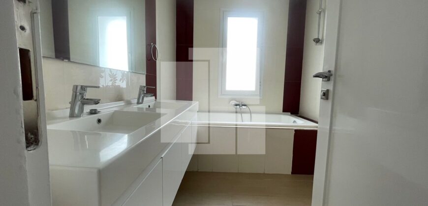 Etage de villa S+3 meublé avec piscine, Carthage Byrsa