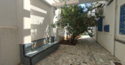 Villa S+4 avec jardin, Marsa Les pins