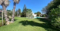 Villa S+5 avec jardin et  piscine, Chotrana