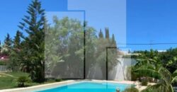 Villa S+5 avec jardin et  piscine, Chotrana