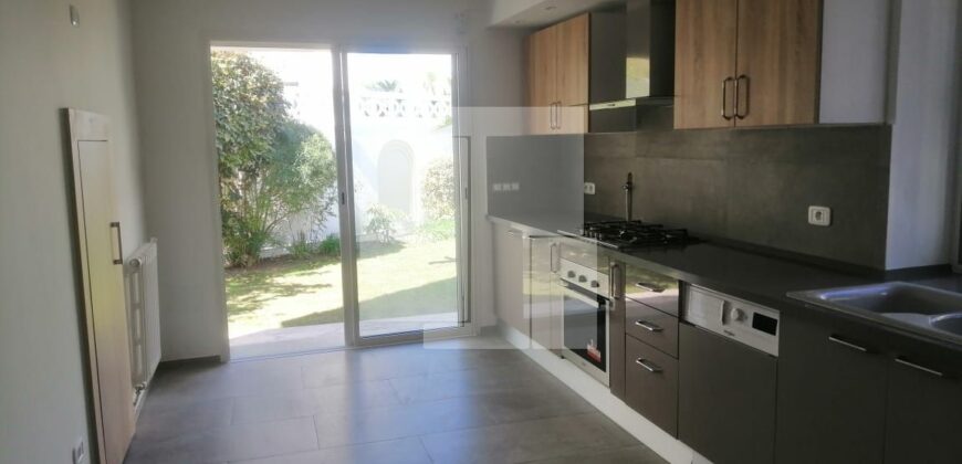 Villa S+5 avec jardin, Carthage Byrsa