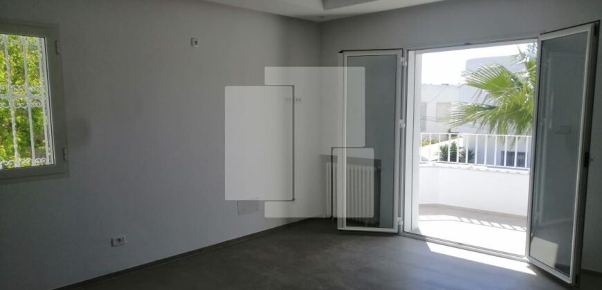 Villa S+5 avec jardin, Carthage Byrsa