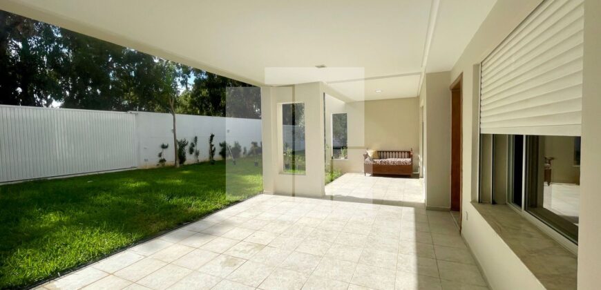 Rez-de-chaussée de villa S+2 avec jardin, Gammarth supérieur