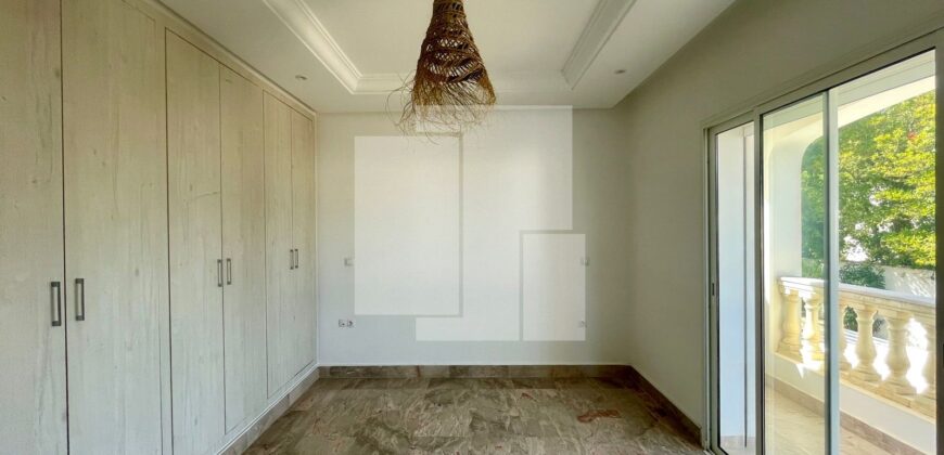 Appartement S+3 avec vue dégagée, Gammarth Supérieur