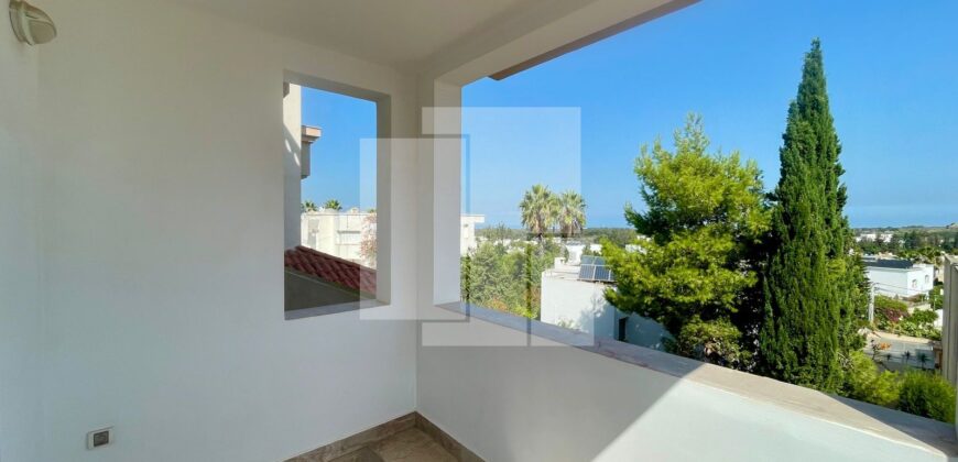 Appartement S+3 avec vue dégagée, Gammarth Supérieur