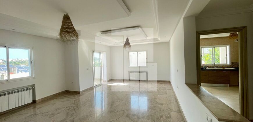 Appartement S+3 avec vue dégagée, Gammarth Supérieur