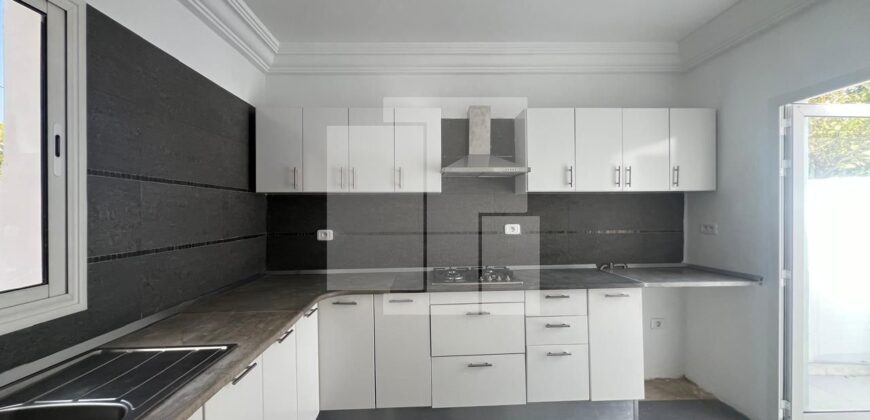 Etage de villa S+2, Marsa ville