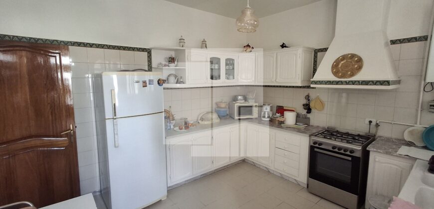 Villa à rénover – Deux niveaux indépendants, Tunis Villa à rénover – Deux niveaux indépendants, Tunis