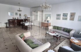 Villa à rénover – Deux niveaux indépendants, Tunis