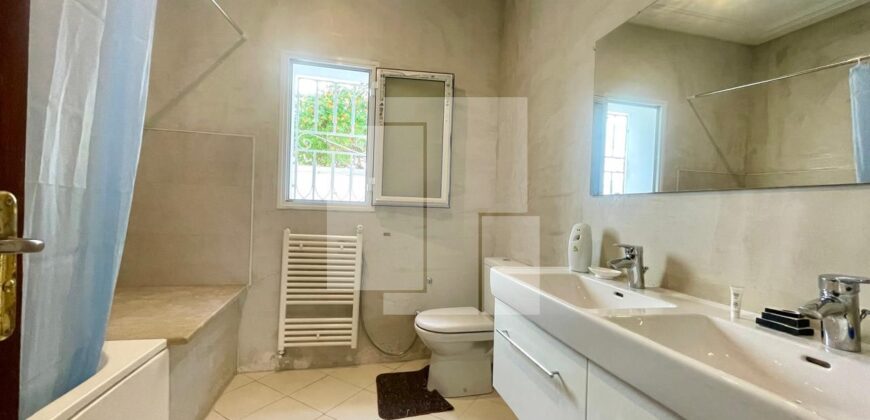 Rez-de-chaussée de villa S+3 spacieux, Gammarth supérieur Rez-de-chaussée de villa S+3 spacieux, Gammarth supérieur