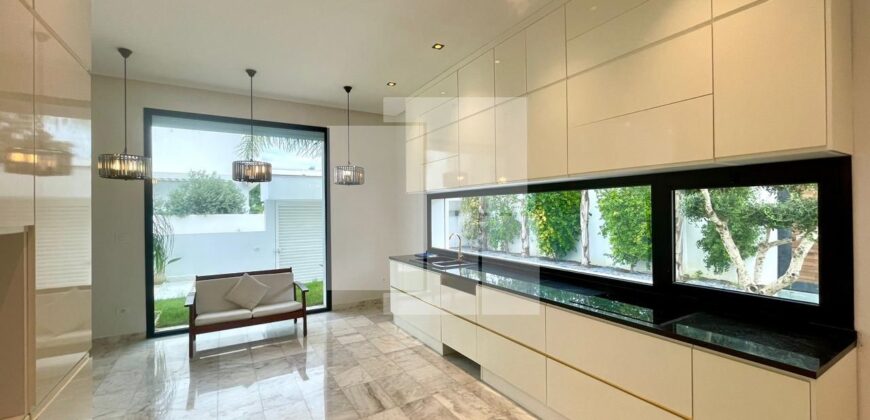 Villa S+5 de luxe avec piscine, Gammarth supérieur Villa S+5 de luxe avec piscine, Gammarth supérieur