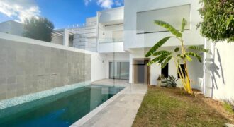 Villa S+5 avec piscine, Gammarth