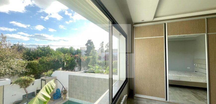 Villa S+5 avec piscine, Gammarth