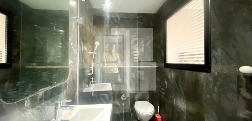 Villa S+5 avec piscine, Gammarth